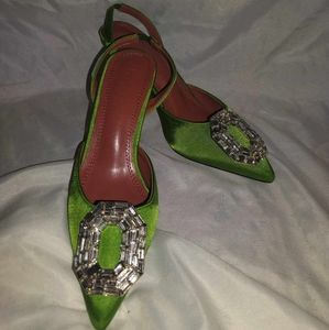 Vertundy Heels